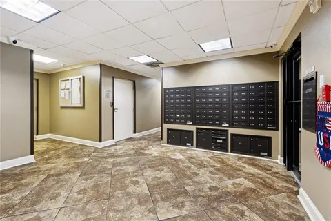 $245,000 | 500 Lake Marina Avenue, Unit 327, New Orleans, LA 70124