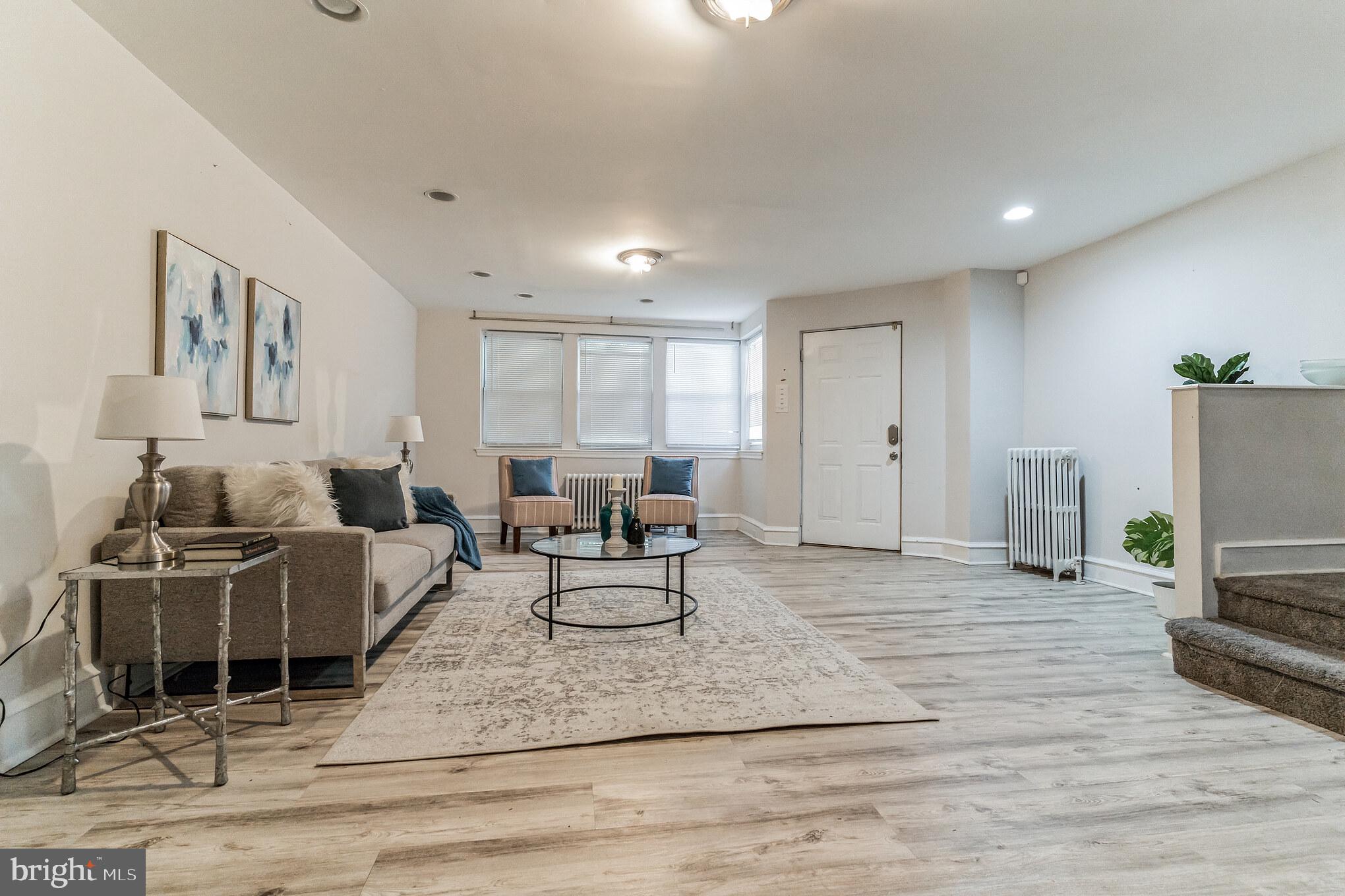 240 Maypole Road Upper Darby, PA 19082 - Photo 2 of 26