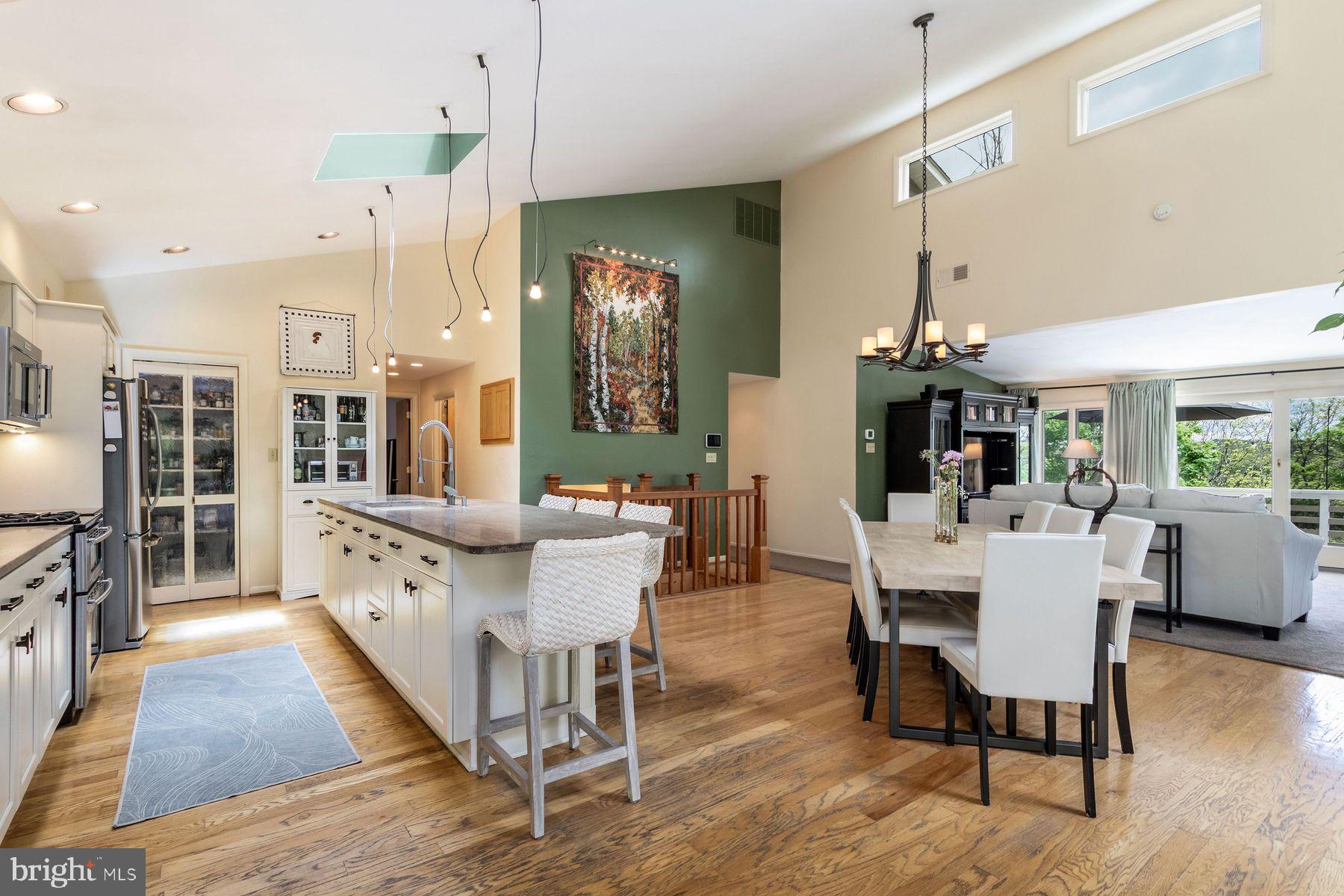 272 Headquarters Road Erwinna, PA 18920 - Photo 13 of 68 Kitchen/Dining