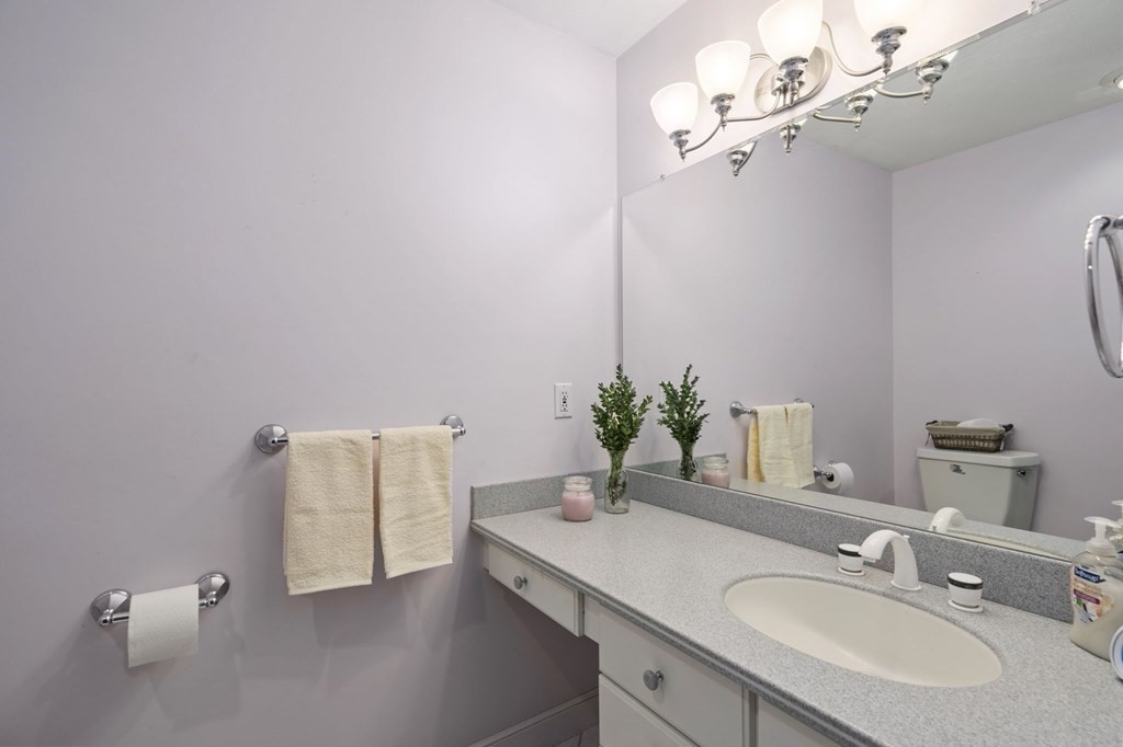 7 Brady Loop Andover, MA 01810 - Photo 18 of 36