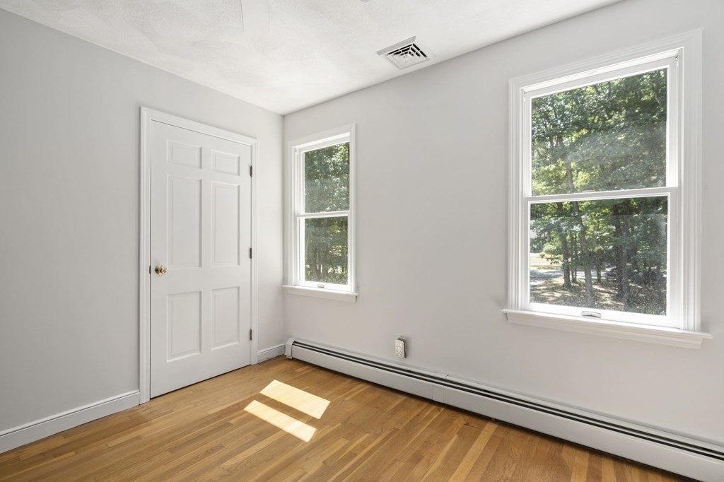 7 Brady Loop Andover, MA 01810 - Photo 29 of 36