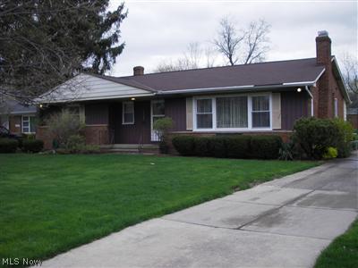 1843 Brainard Road Lyndhurst, OH 44124 - Photo 1 of 1