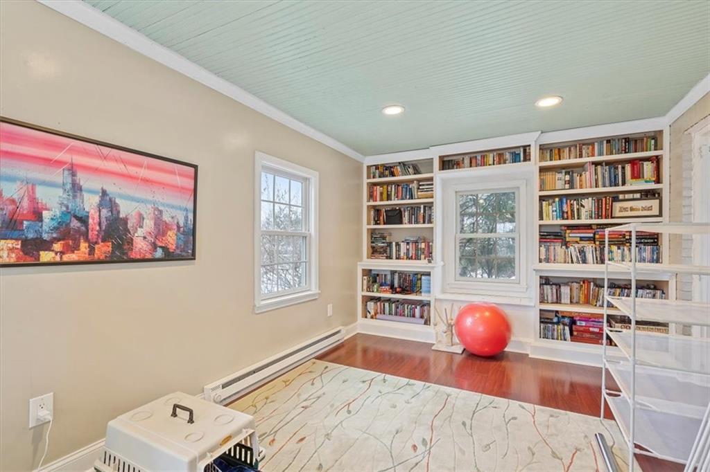 1008 Blackridge Road Pittsburgh, PA 15235 - Photo 10 of 25 Gallery Image 10