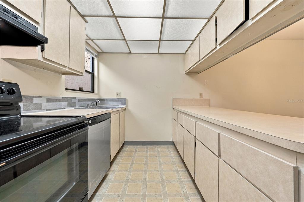 2811 Southwest Archer Road, Unit T167 Gainesville, FL 32608 - Photo 15 of 27 Gallery Image 15