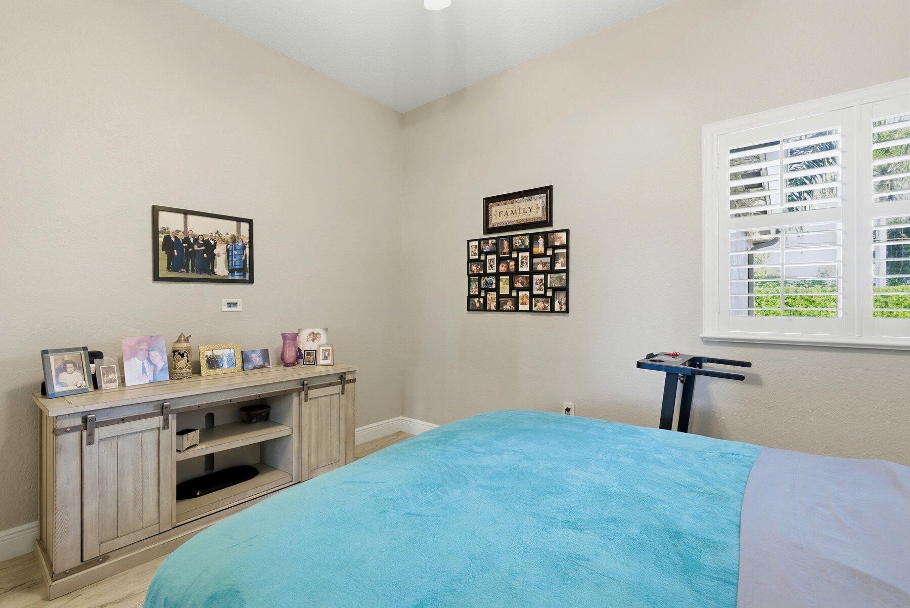 7961 Exeter Boulevard East, Unit 102 Tamarac, FL 33321 - Photo 27 of 46 2nd Bedroom