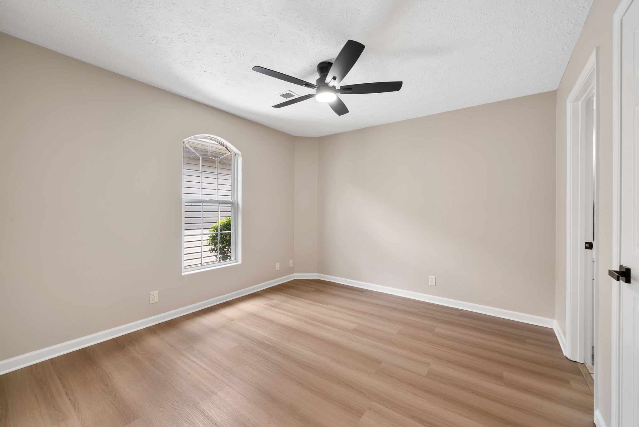 3391 Dodson Chapel Road, Unit 16 Hermitage, TN 37076 - Photo 18 of 31