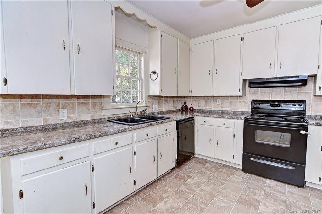 508 Griffith Road Monroe, NC 28112 - Photo 12 of 22 Gallery Image 12