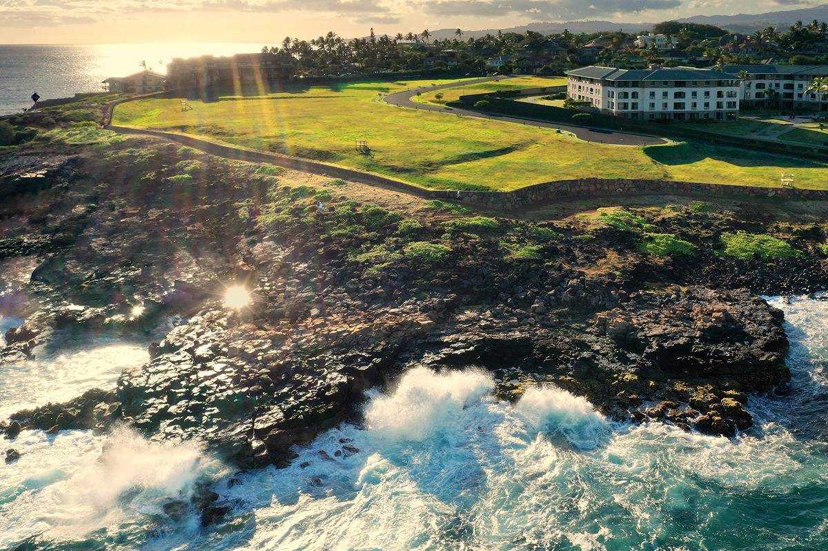 1645 Pe'e Road Koloa, HI 96756 - Photo 9 of 12 a view of an ocean and city