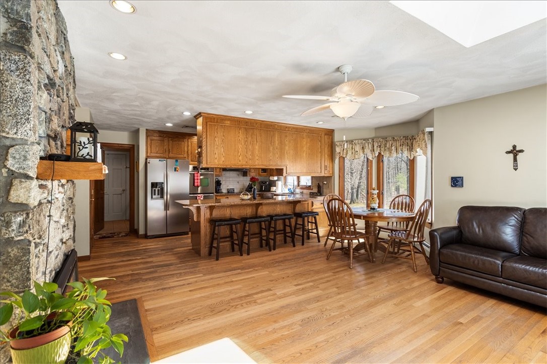 278 Tower Hill Road Cumberland, RI 02864 - Photo 12 of 50