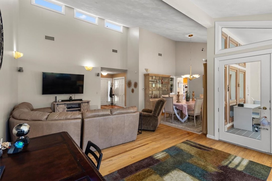 278 Tower Hill Road Cumberland, RI 02864 - Photo 7 of 50