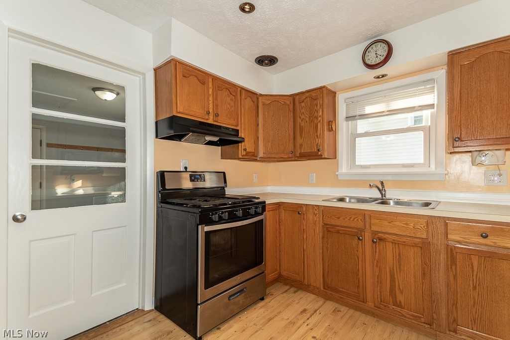 1195 South Beachview Road Willoughby, OH 44094 - Photo 8 of 27 Gallery Image 8