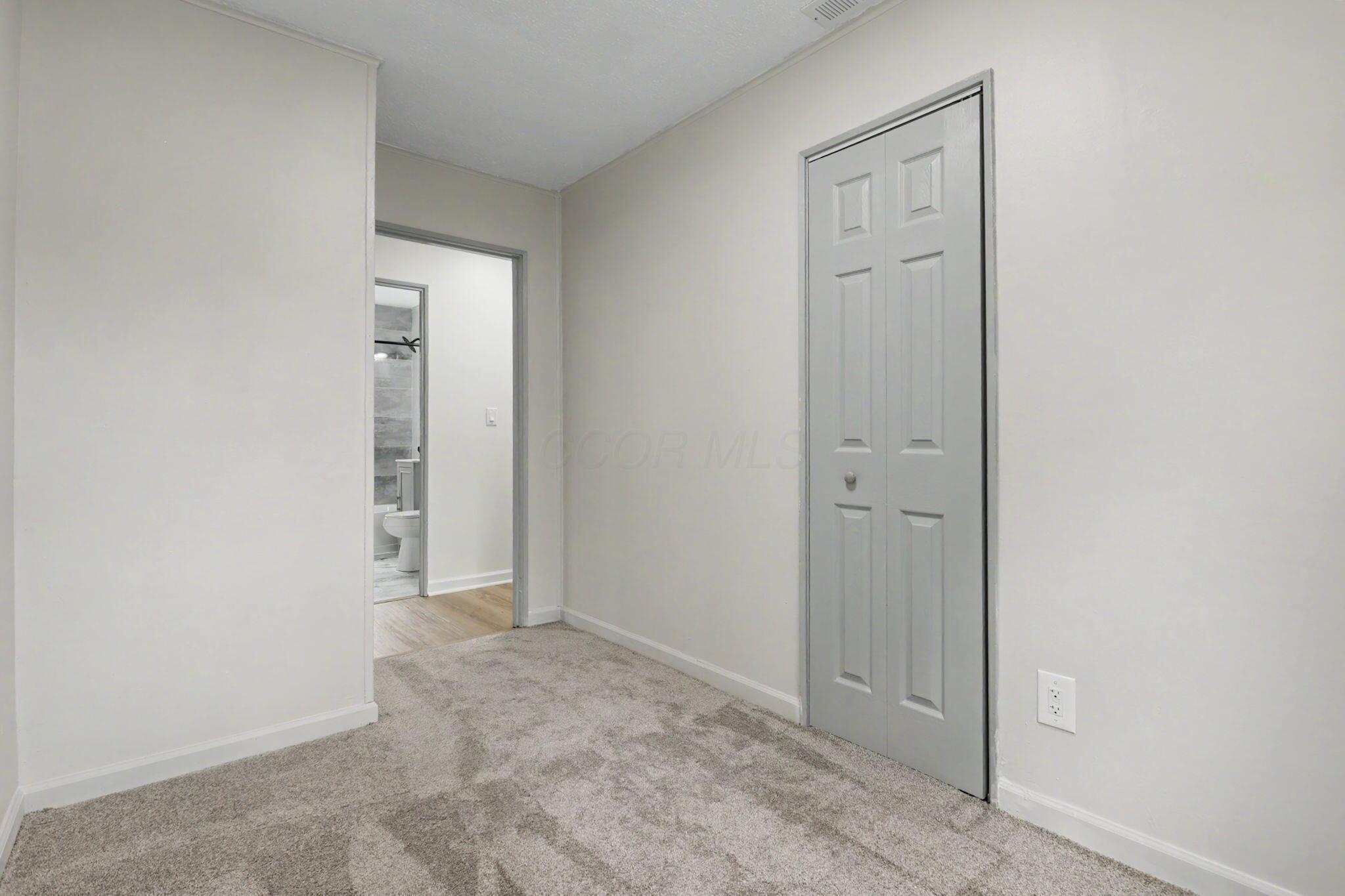 4517 St Rita Lane Columbus, OH 43213 - Photo 19 of 26