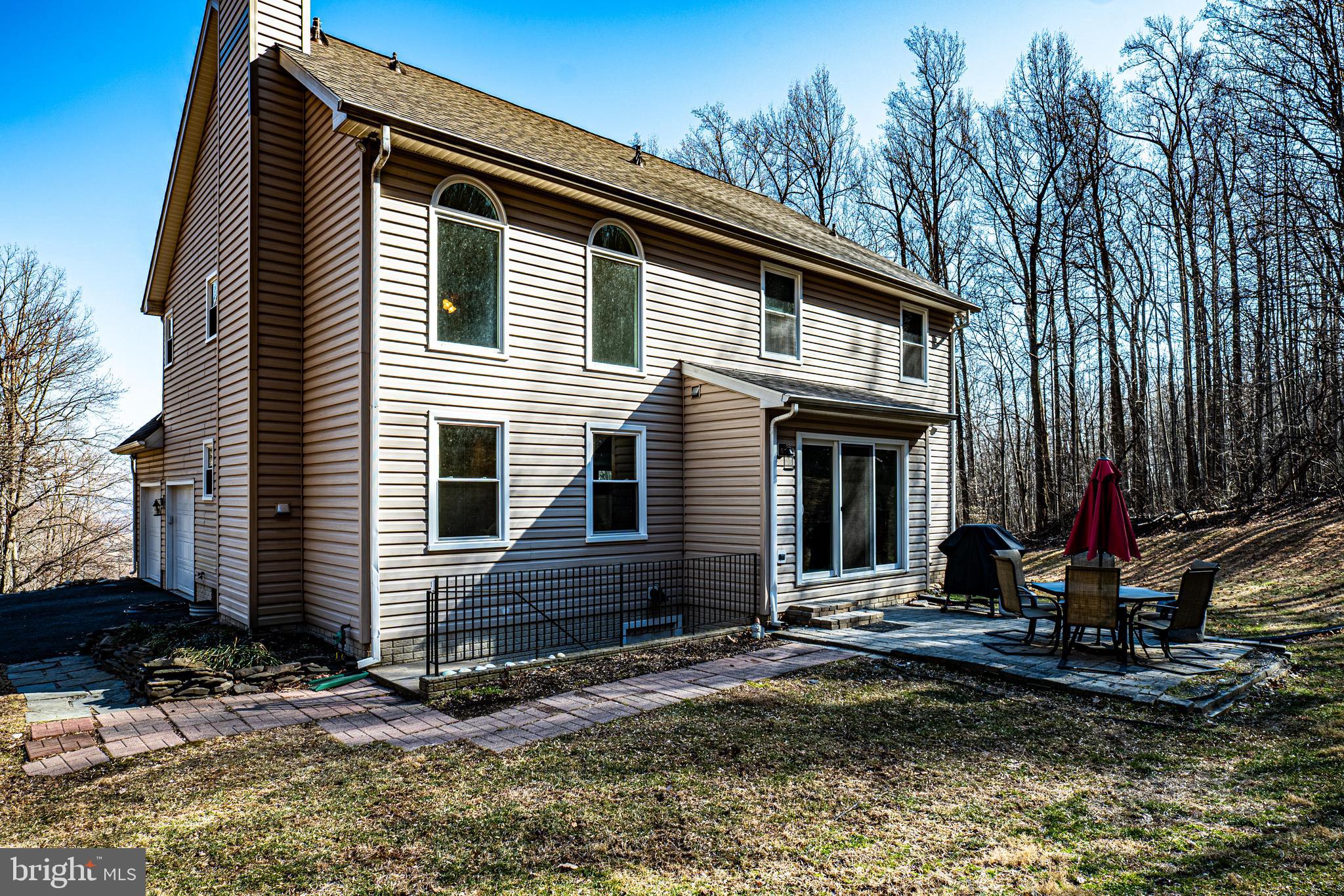 9833 Fox Road Frederick, MD 21702 - Photo 7 of 48 a front view of a house