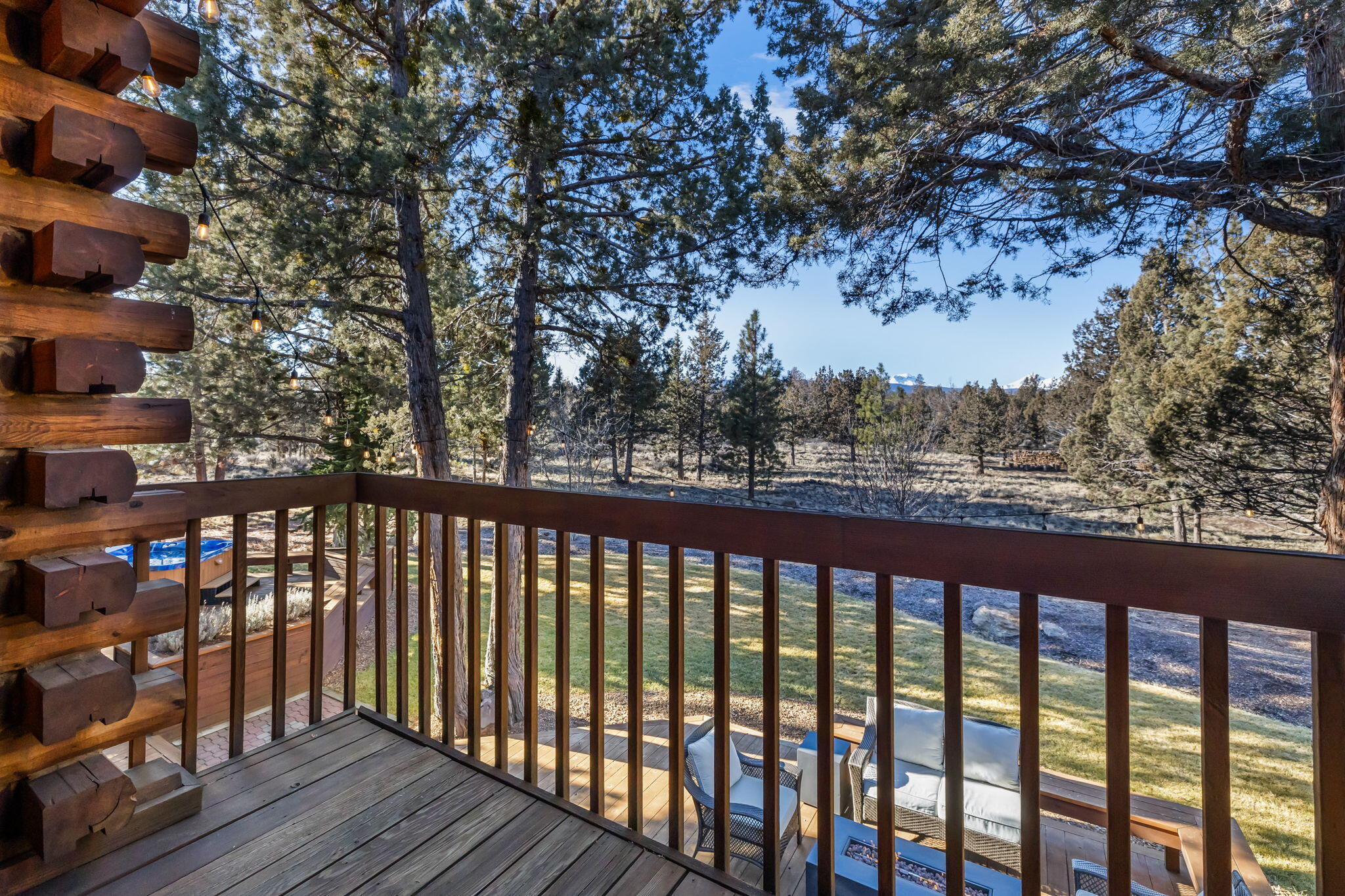 18215 Pinehurst Road Bend, OR 97703 - Photo 29 of 62 2025_01_11_18215_pinehurst_rd-27