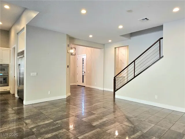 $7,500 | 12374 Skyracer Drive, Las Vegas, NV 89138