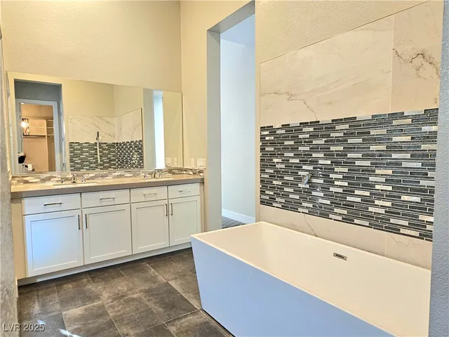 $7,500 | 12374 Skyracer Drive, Las Vegas, NV 89138