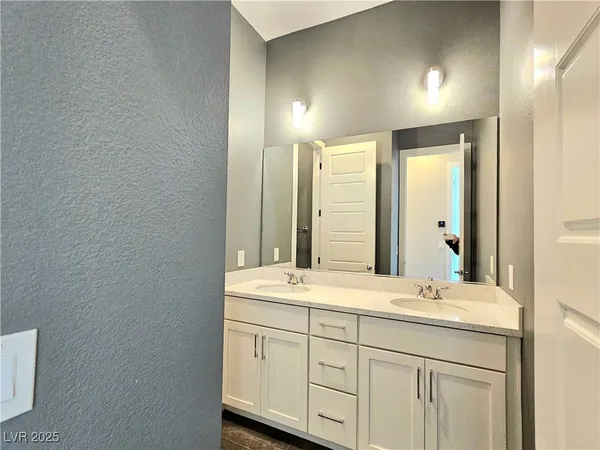 $6,000 | 12374 Skyracer Drive, Las Vegas, NV 89138