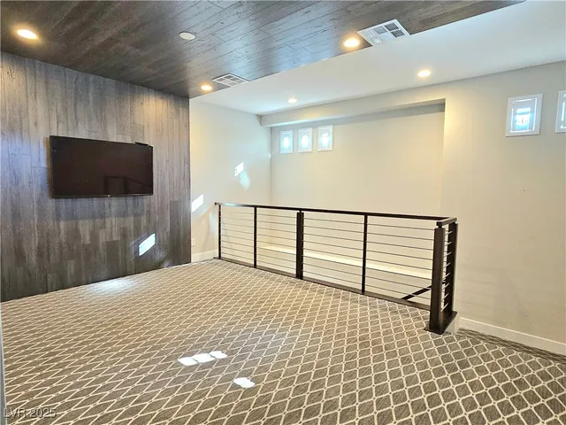 $7,500 | 12374 Skyracer Drive, Las Vegas, NV 89138