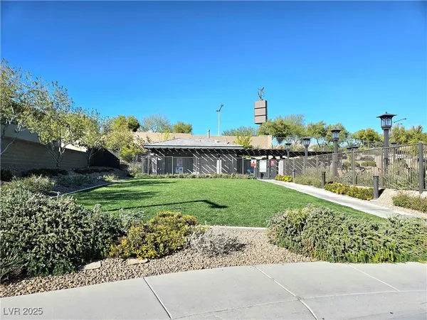 $6,000 | 12374 Skyracer Drive, Las Vegas, NV 89138