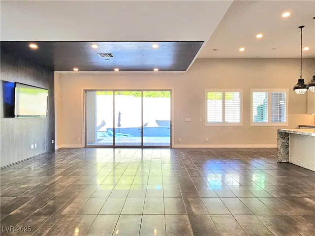 $7,500 | 12374 Skyracer Drive, Las Vegas, NV 89138