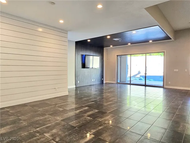 $7,500 | 12374 Skyracer Drive, Las Vegas, NV 89138