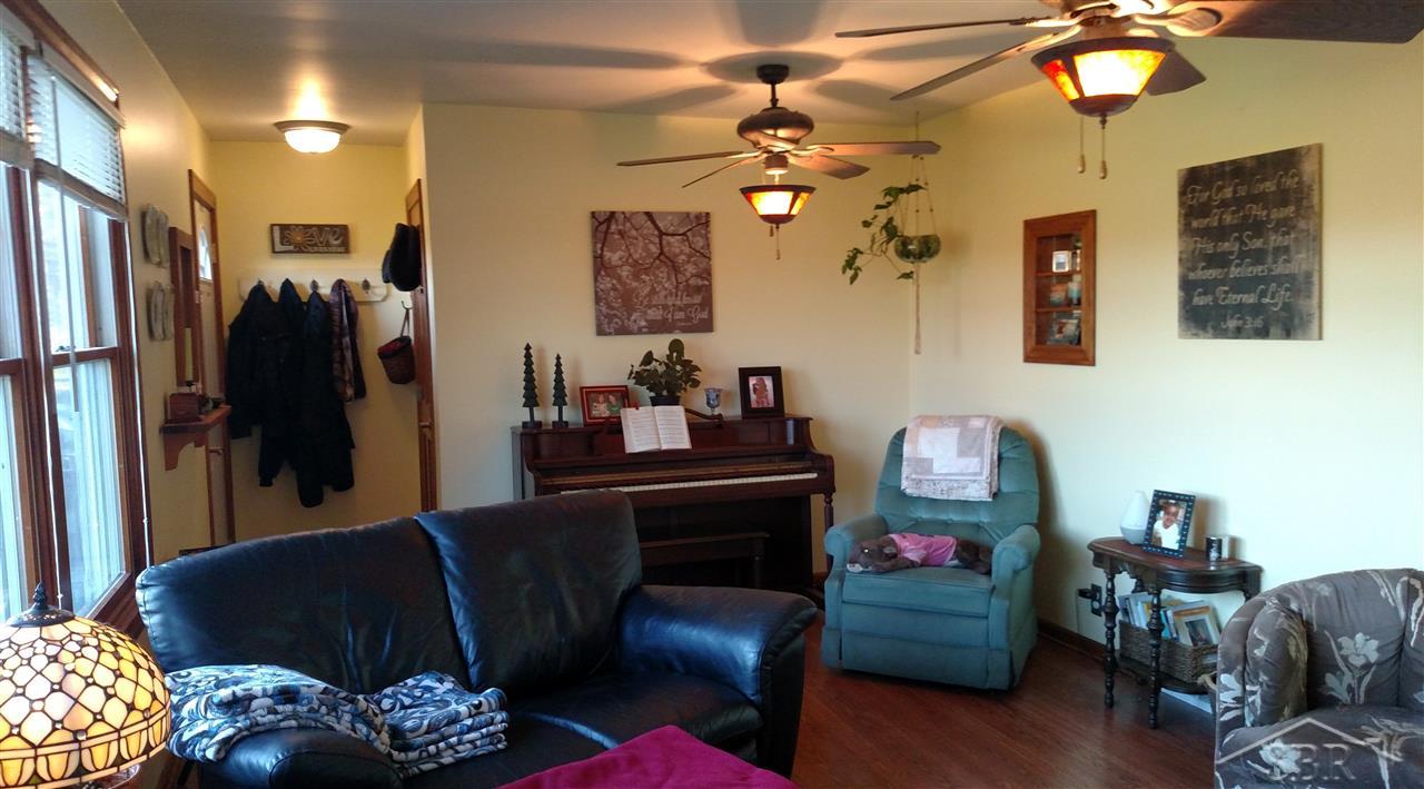 8373 Ederer Road Saginaw, MI 48609 - Photo 4 of 29 31308563-3.JPG
