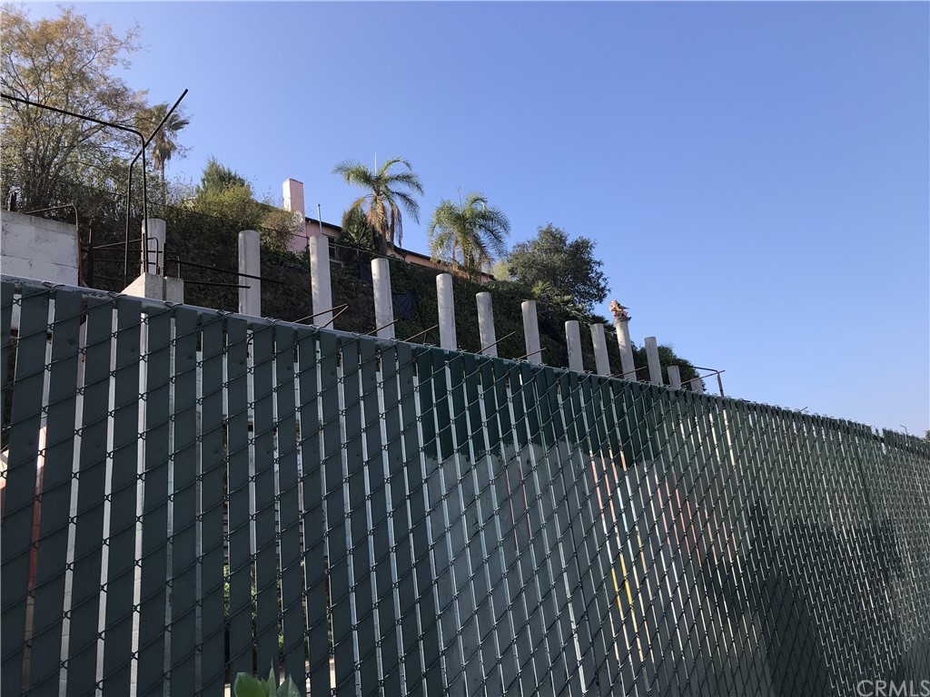 1332 Colorado Boulevard Eagle Rock, CA 90041 - Photo 6 of 7 a view of a large building