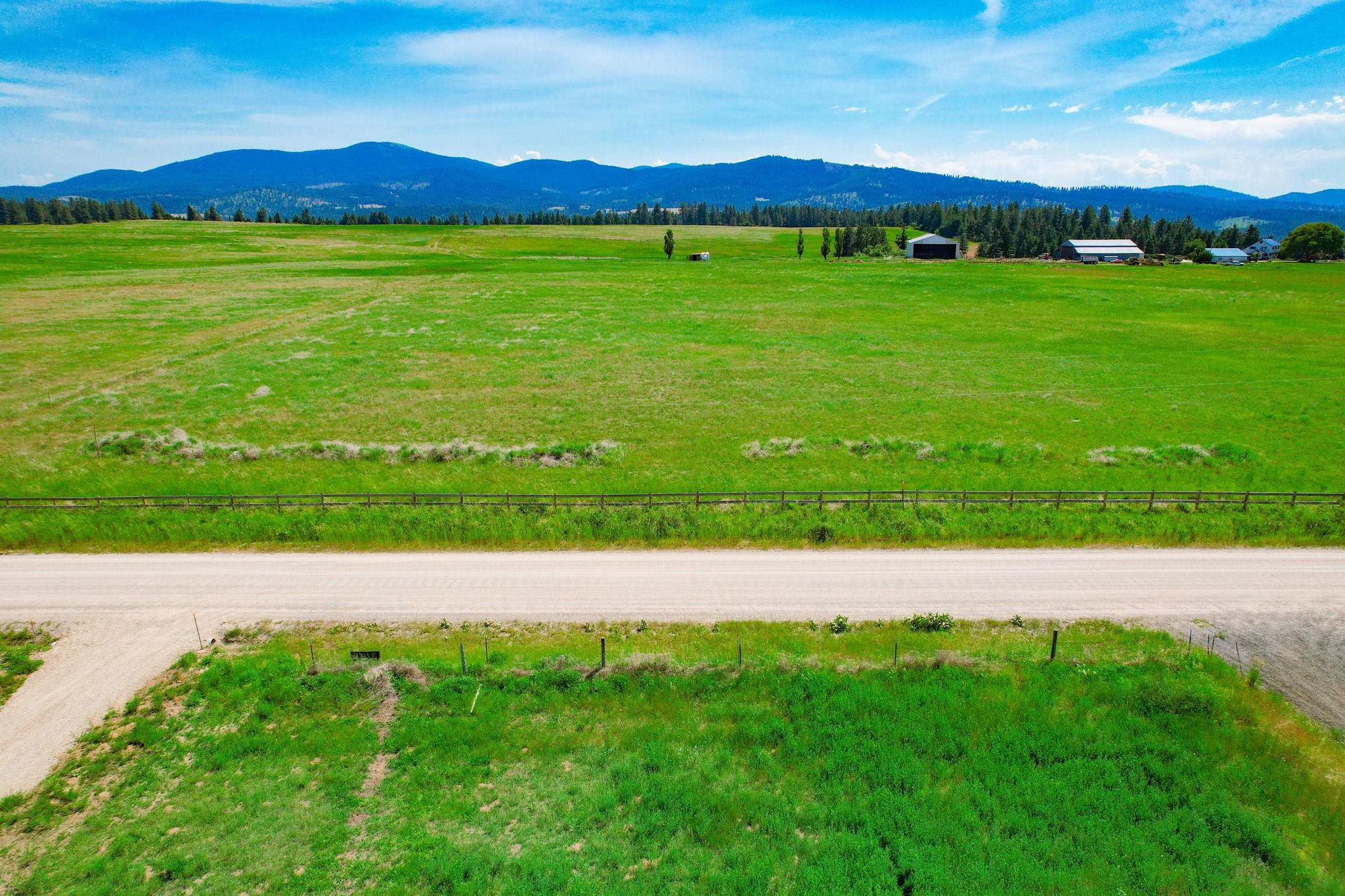 L7 North Orchard Bluff Road Chattaroy, WA 99003 - Photo 2 of 18 Gallery Image 2