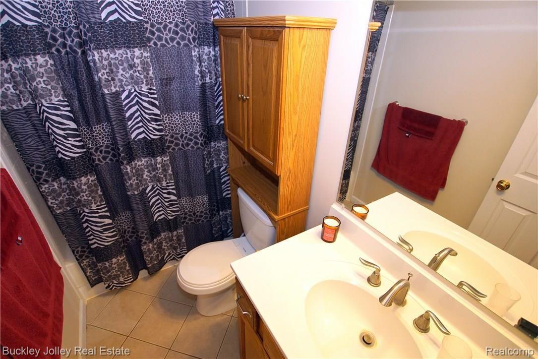 11350 Dunham Road Hartland, MI 48353 - Photo 13 of 20 House has a New Hot Water Heater