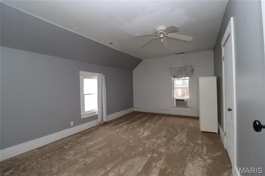 302 Goodall Street Worden, IL 62097 - Photo 15 of 23