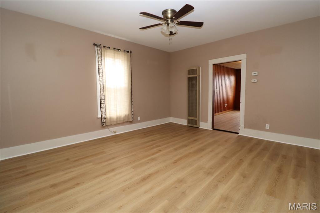 302 Goodall Street Worden, IL 62097 - Photo 3 of 23