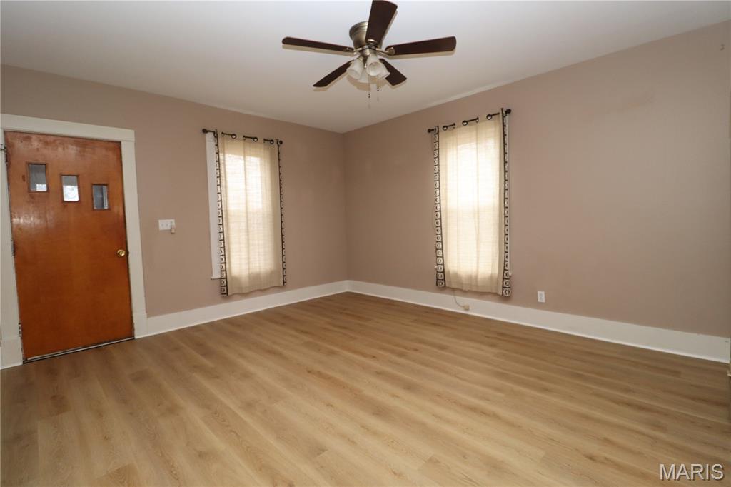 302 Goodall Street Worden, IL 62097 - Photo 4 of 23