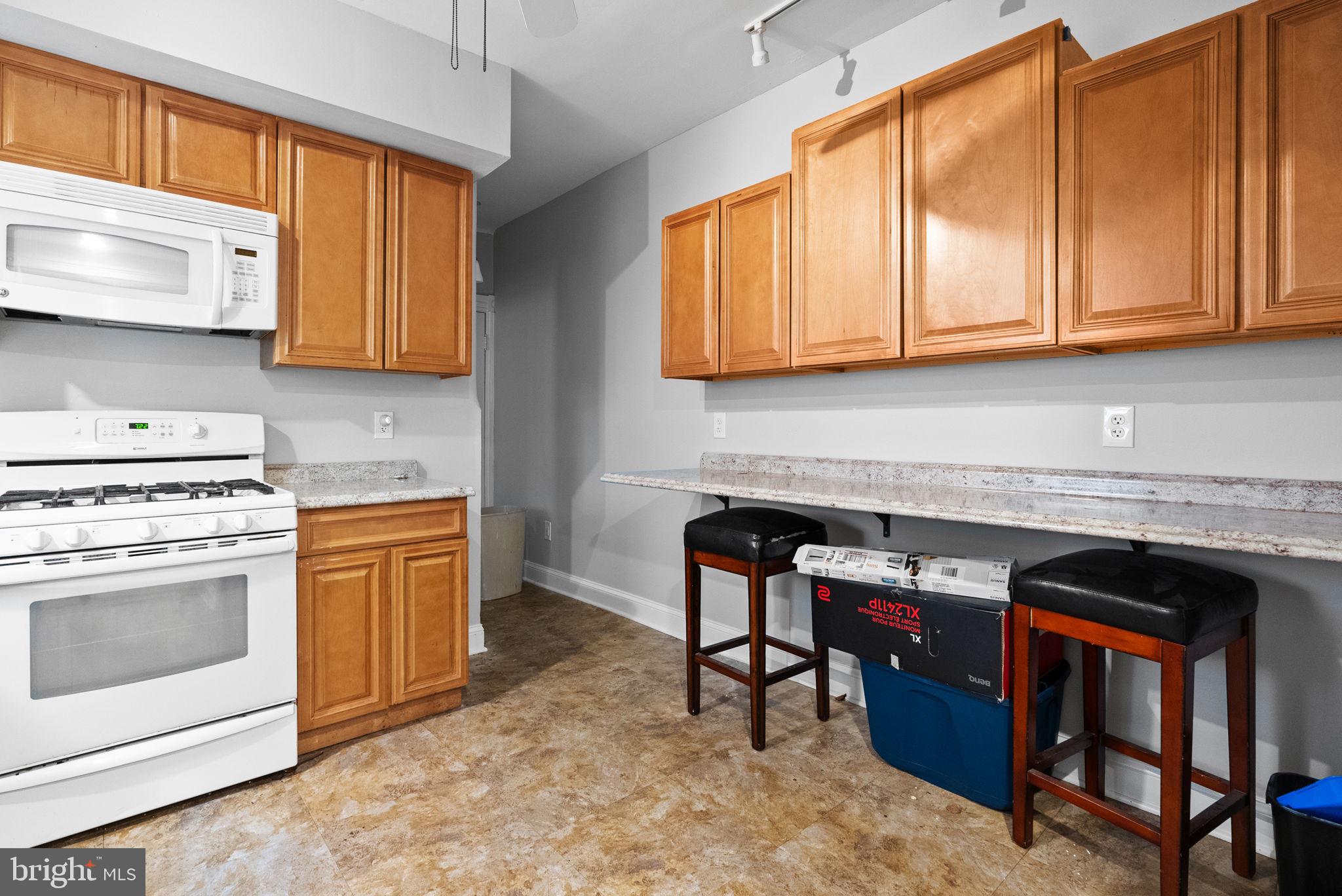 1575 Old York Road Abington, PA 19001 - Photo 11 of 31 1st Fl Kitchen