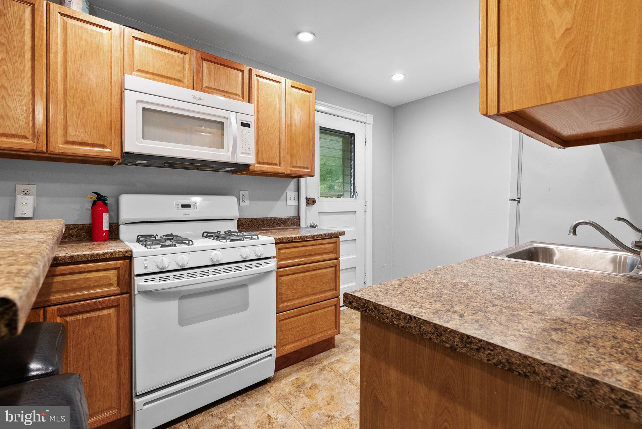 1575 Old York Road Abington, PA 19001 - Photo 17 of 31 2nd Floor Kitchen