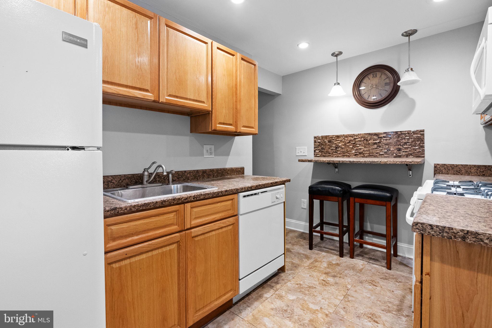 1575 Old York Road Abington, PA 19001 - Photo 18 of 31 2nd Floor Kitchen