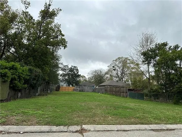 $320,000 | 146 Orpheum Avenue, Metairie, LA 70005