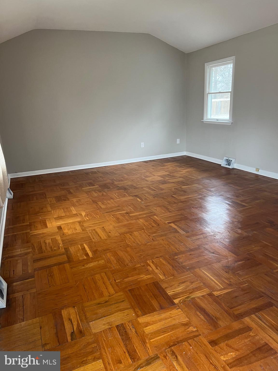 116 Sylvan Terrace Glassboro, NJ 08028 - Photo 3 of 22 Living Room