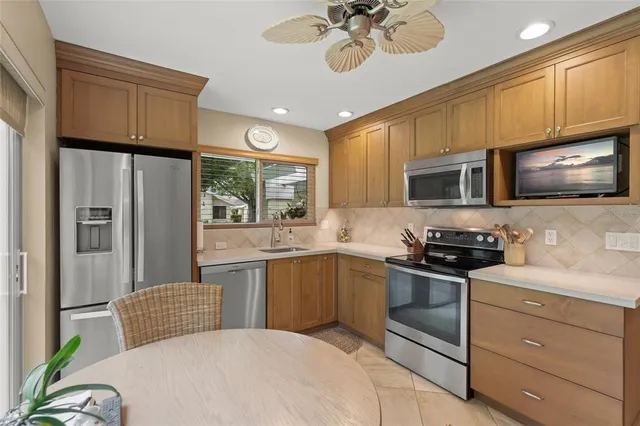 $424,000 | 4239 Carriage Drive, Unit 36, Sarasota, FL 34241