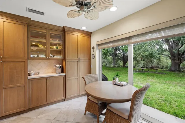 $424,000 | 4239 Carriage Drive, Unit 36, Sarasota, FL 34241