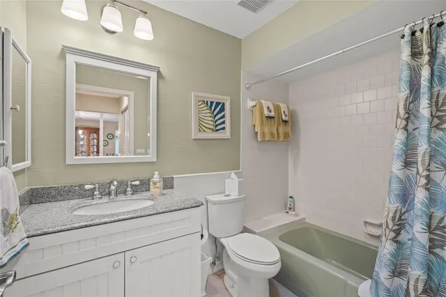 $424,000 | 4239 Carriage Drive, Unit 36, Sarasota, FL 34241