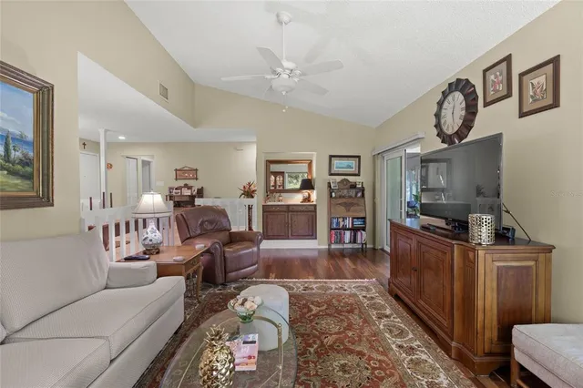 $424,000 | 4239 Carriage Drive, Unit 36, Sarasota, FL 34241