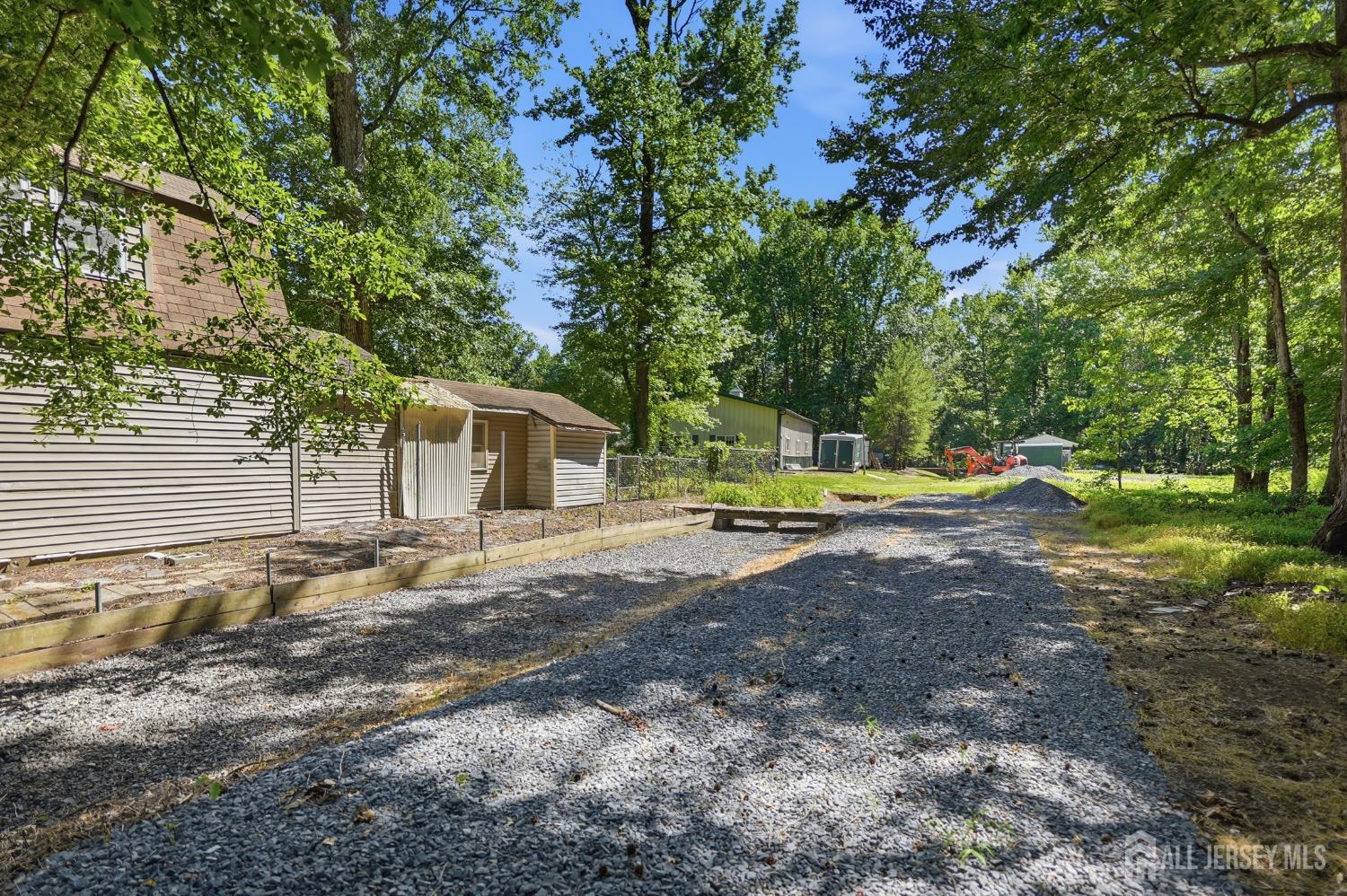 109 Fresh Ponds Road Monroe Township, NJ 08831 - Photo 39 of 41