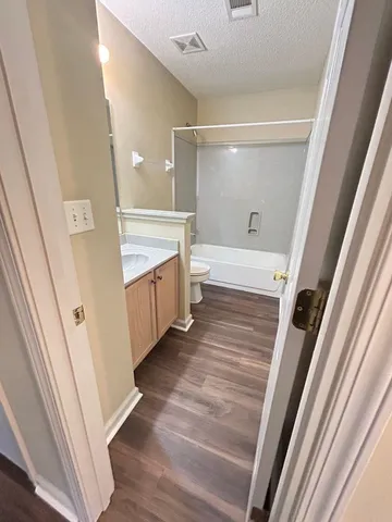 $1,695 | 4806 Ashcroft Drive, Memphis, TN 38125