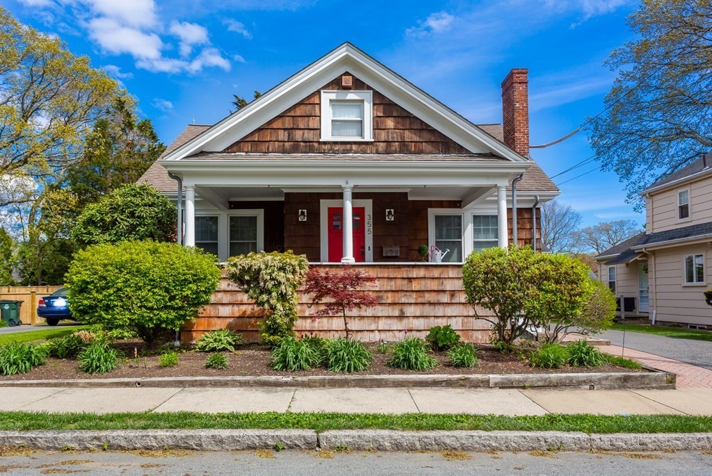 355 Rochester Street Fall River, MA 02720 - Photo 1 of 32 Gallery Image 1