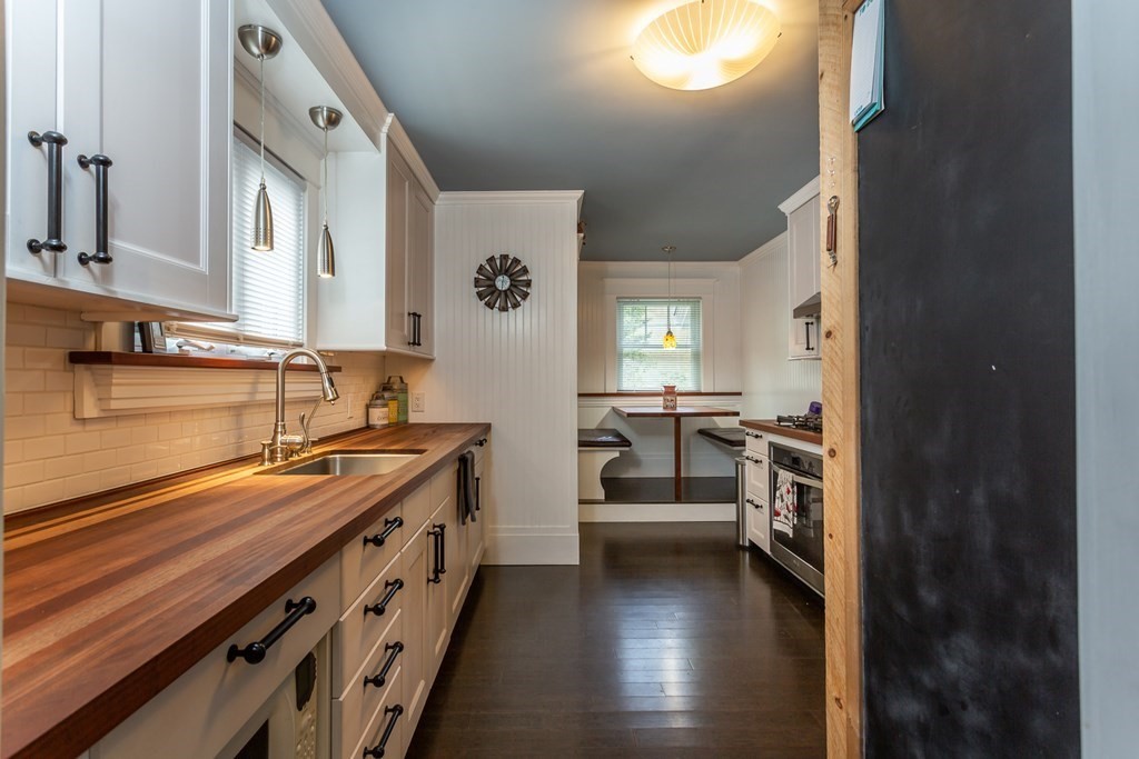 355 Rochester Street Fall River, MA 02720 - Photo 16 of 32 Gallery Image 16