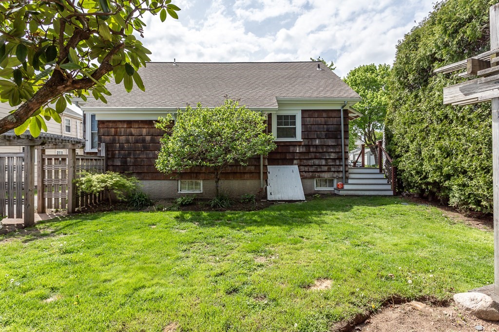 355 Rochester Street Fall River, MA 02720 - Photo 32 of 32 Gallery Image 32