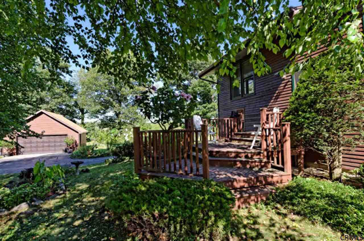 129 Van Aernem Road Malta, NY 12020 - Photo 2 of 25 Photo 2