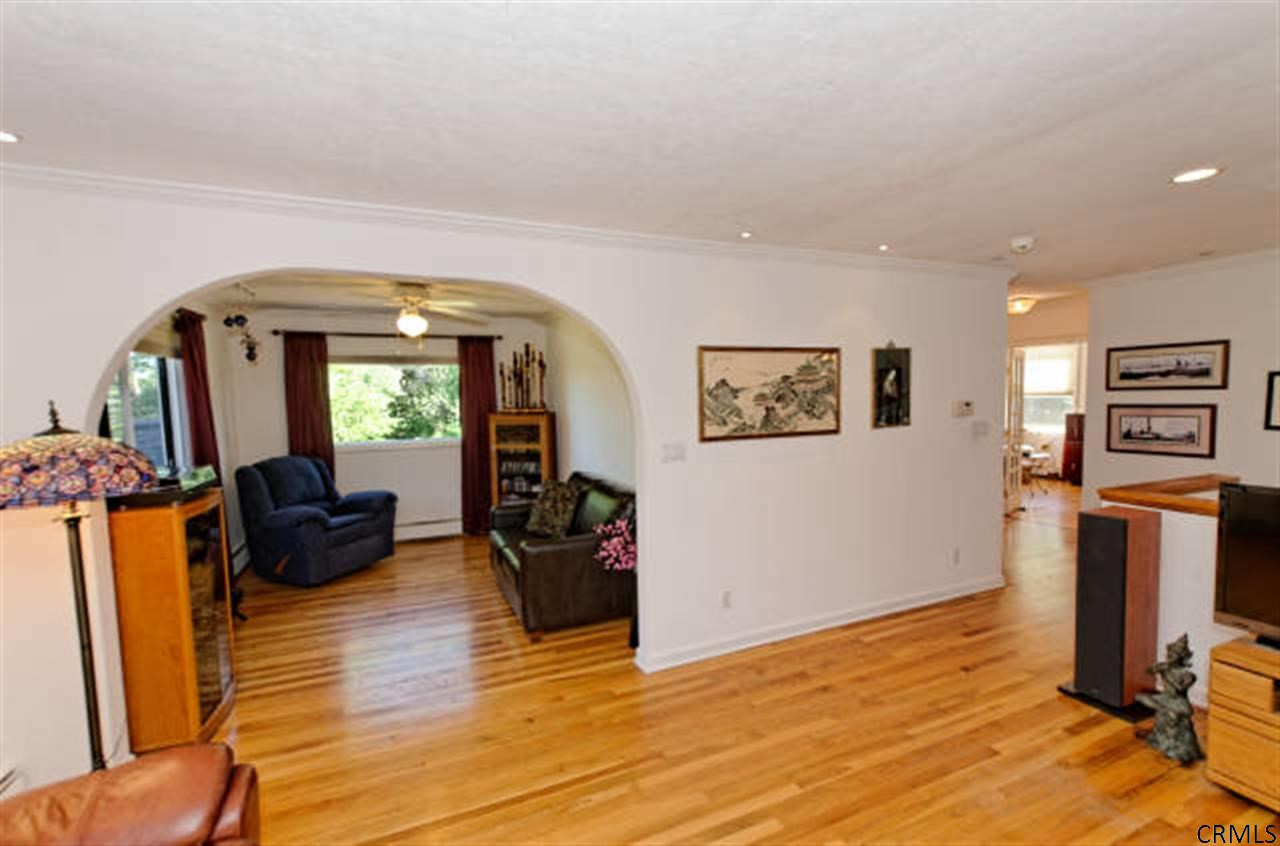 129 Van Aernem Road Malta, NY 12020 - Photo 7 of 25 Photo 7