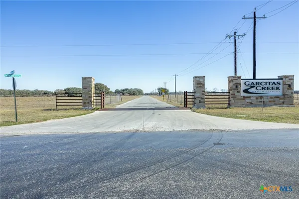 $110,600 | 0 Sophie Ranch Road, Inez, TX 77968