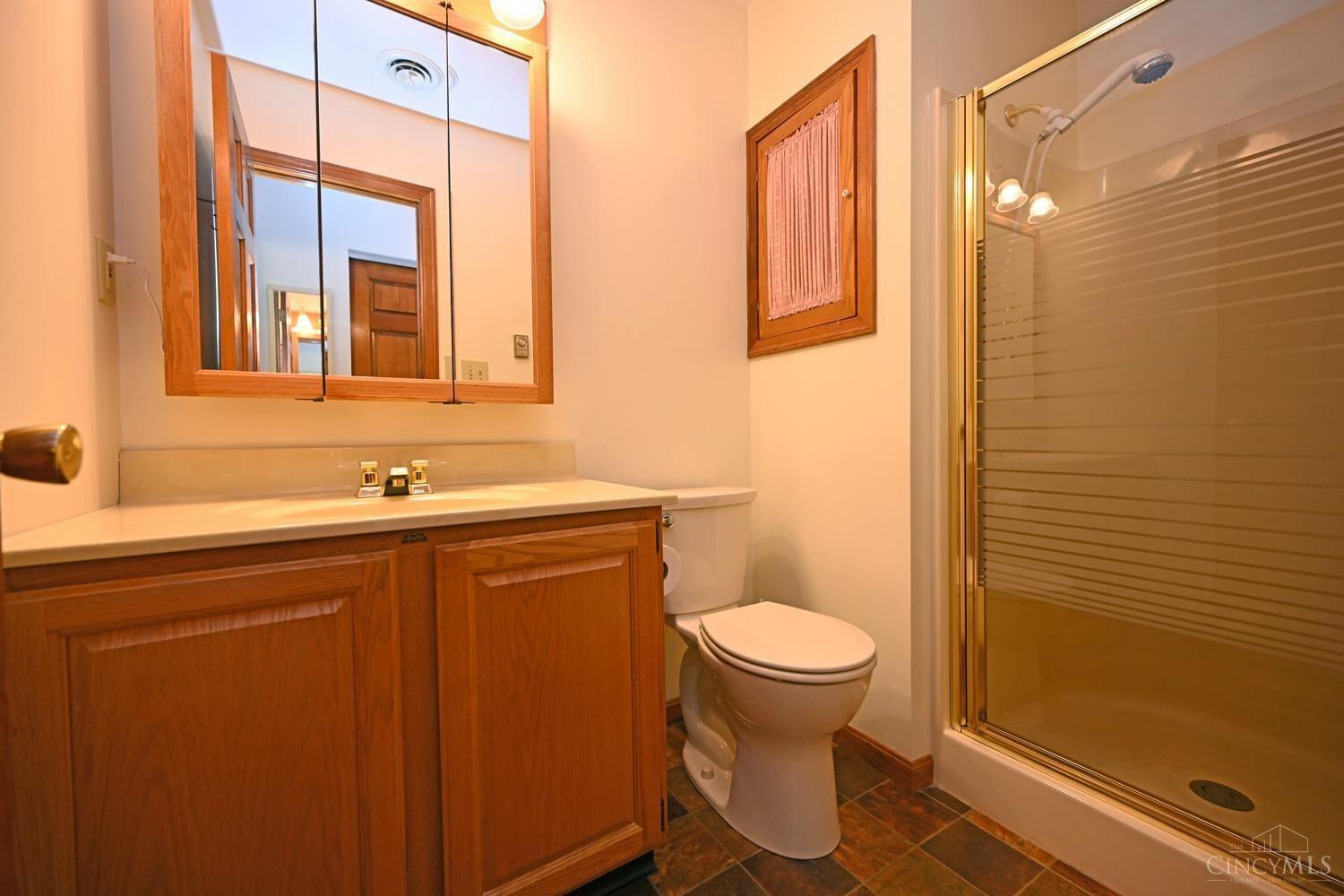 5731 Greenlawn Road Hamilton, OH 45011 - Photo 20 of 35 Gallery Image 20